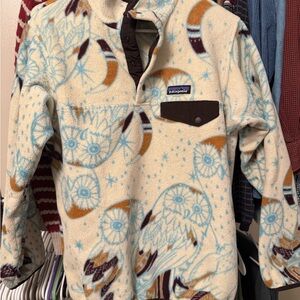 Patagonia Synchilla Fleece with Cream and Blue Accents